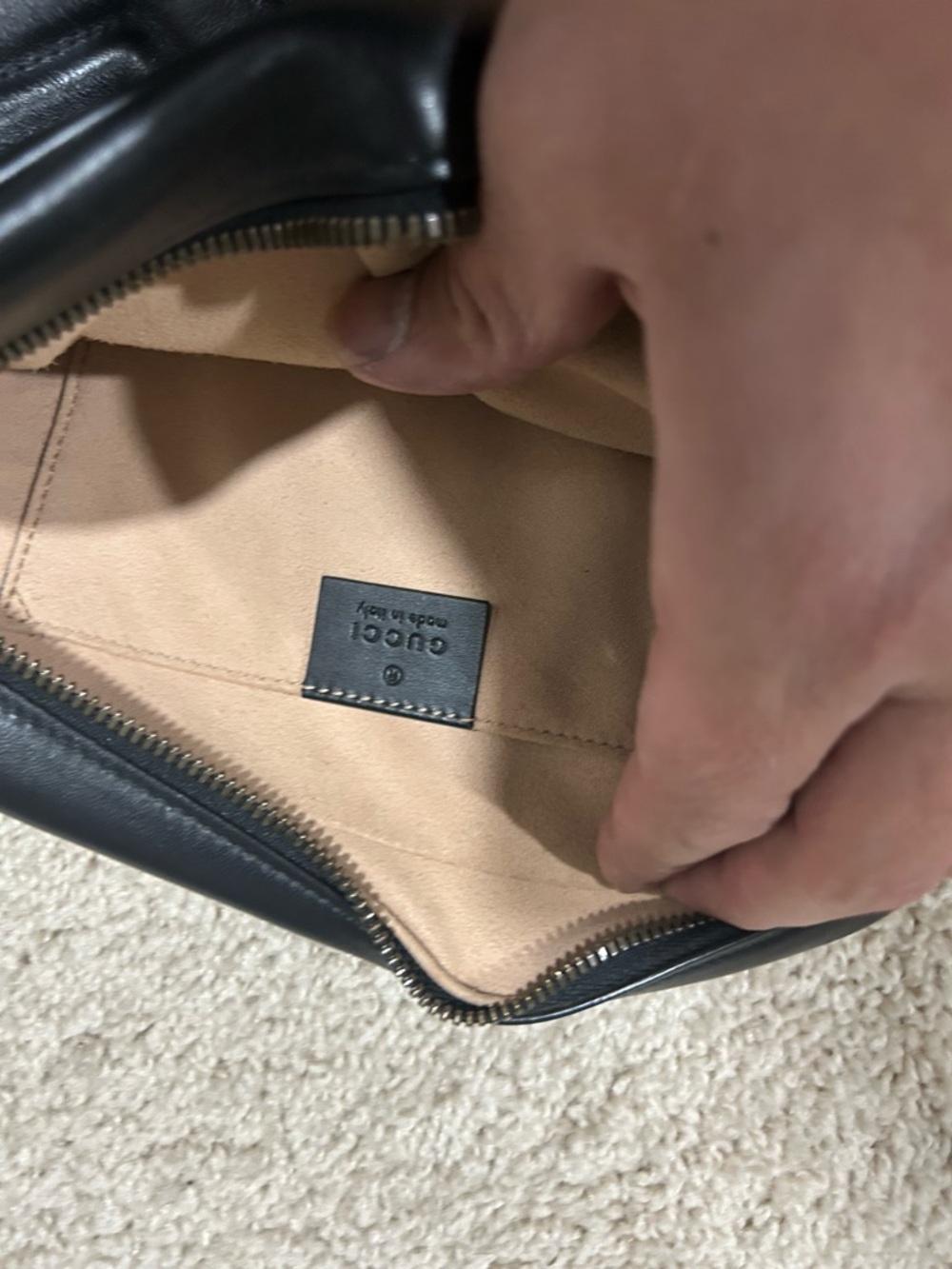 Gucci Black Chevron Crossbody with Gold Double G - Picture 5 of 6